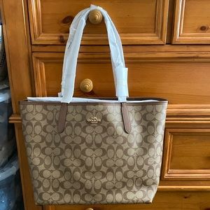 Coach Signature City Tote